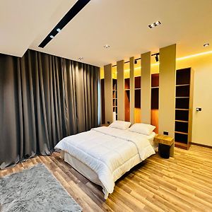 Family Room Mountain View
